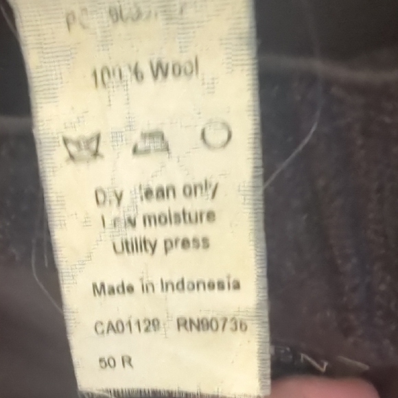 Lauren Ralph Lauren Brown Sport Coat with Classic Fit and Notched Lapels - Picture 3 of 5